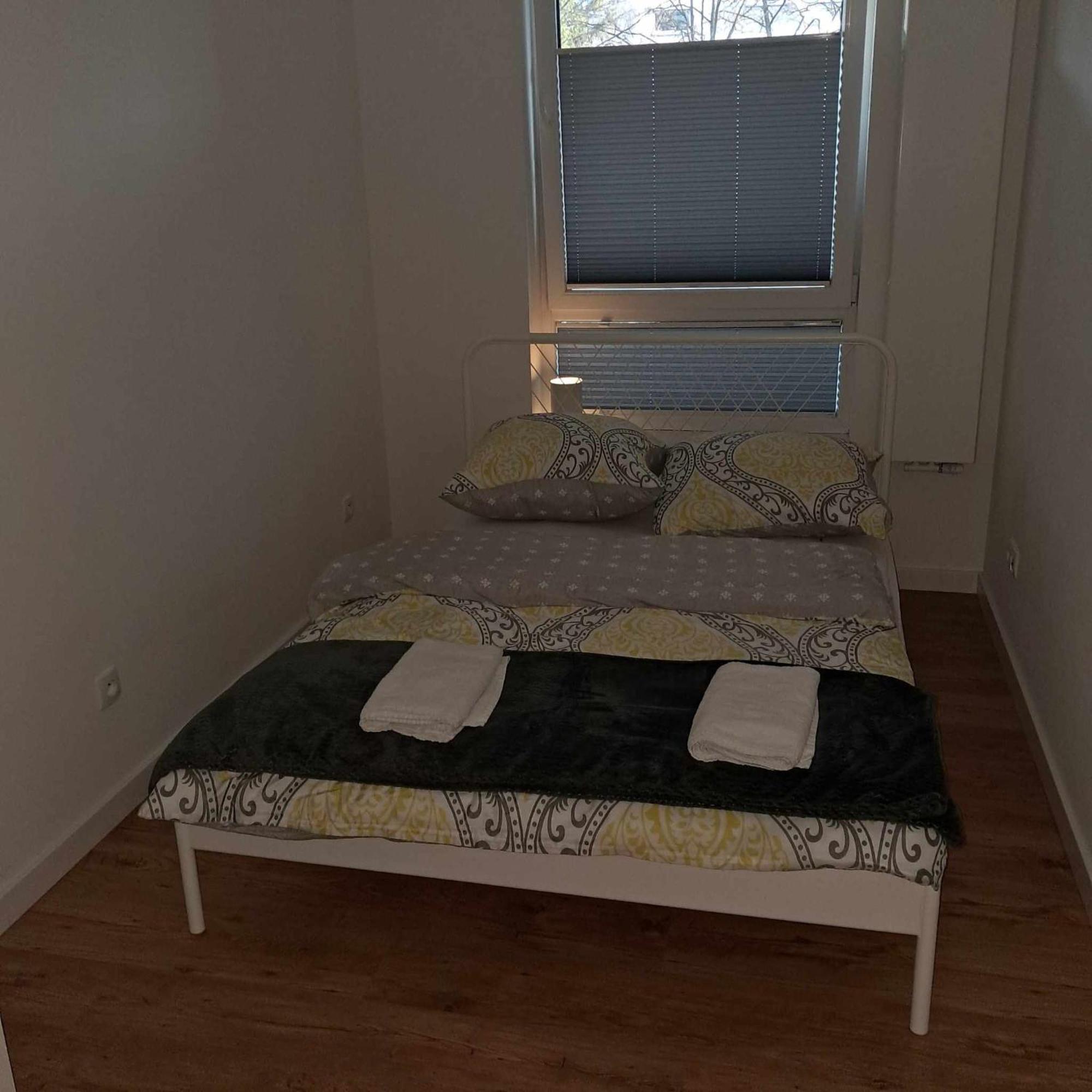 Apartament Julia 1-4 Os Starowapiennikowa 42A Z Balkonem I Klimatyzacja Kielce Exterior foto